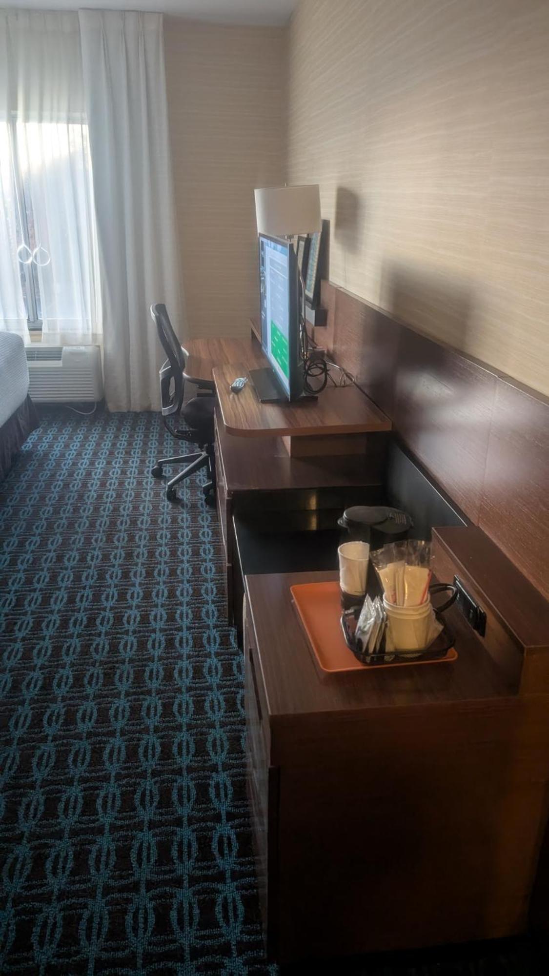 Fairfield Inn & Suites By Marriott Detroit Трой Экстерьер фото