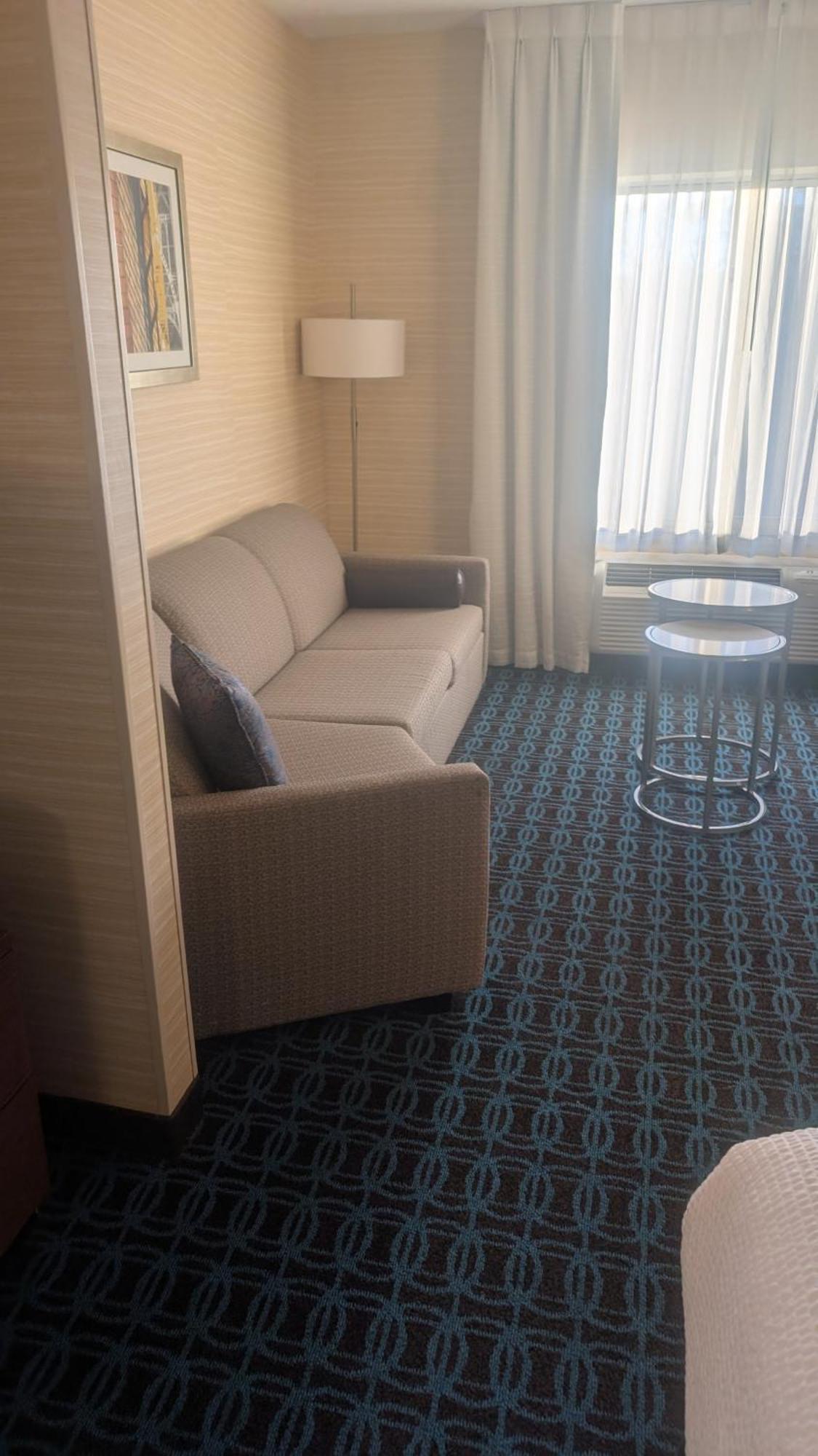 Fairfield Inn & Suites By Marriott Detroit Трой Экстерьер фото