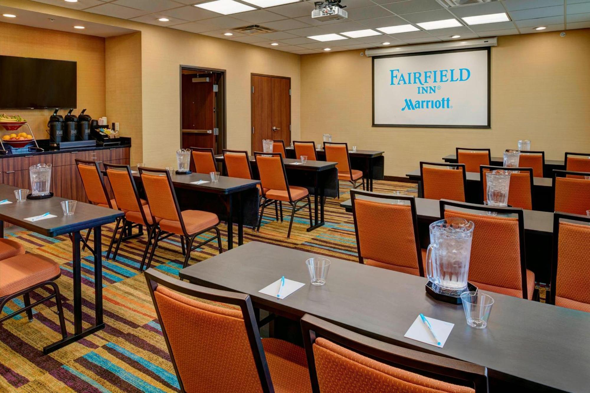 Fairfield Inn & Suites By Marriott Detroit Трой Экстерьер фото