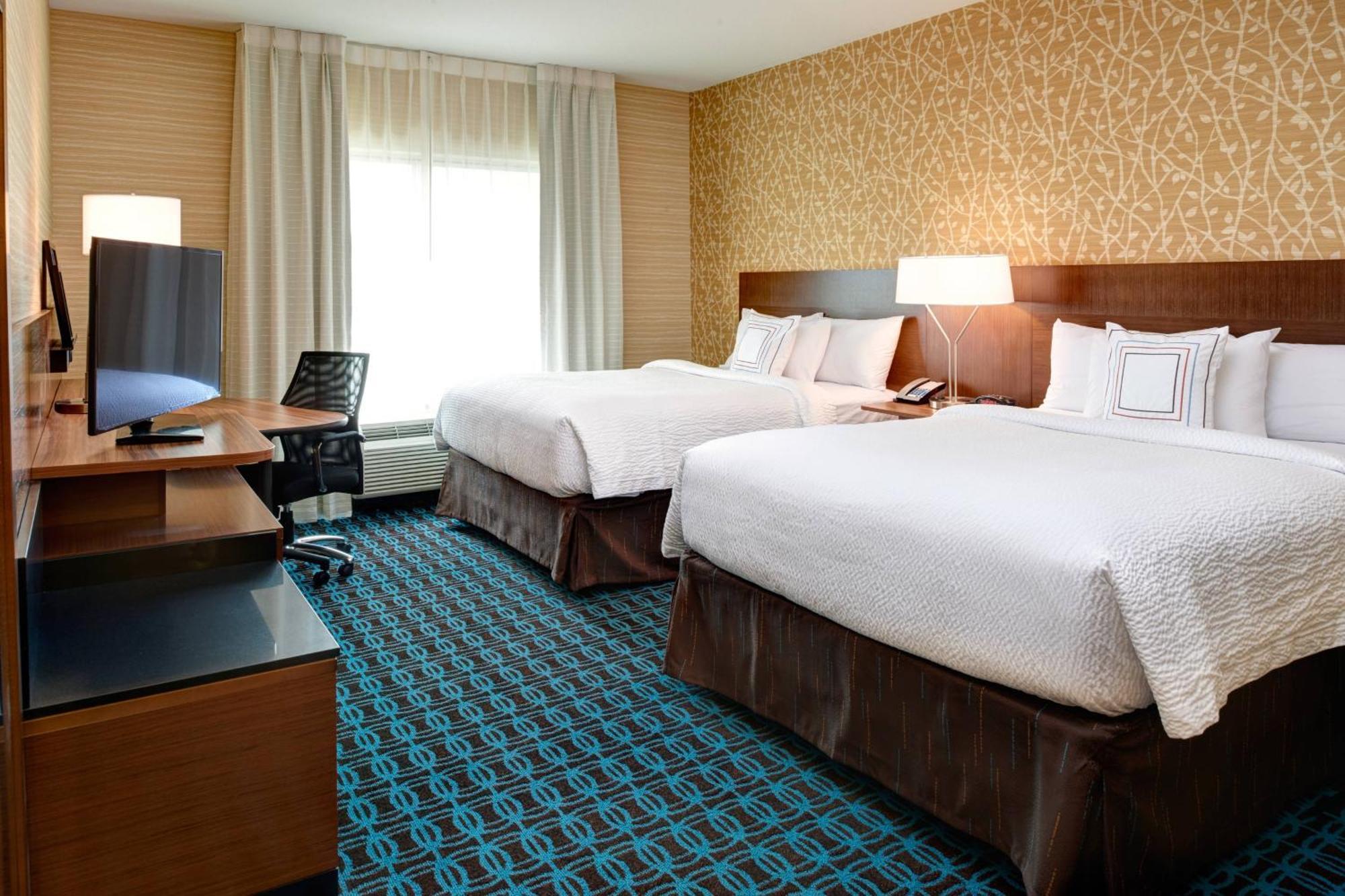 Fairfield Inn & Suites By Marriott Detroit Трой Экстерьер фото
